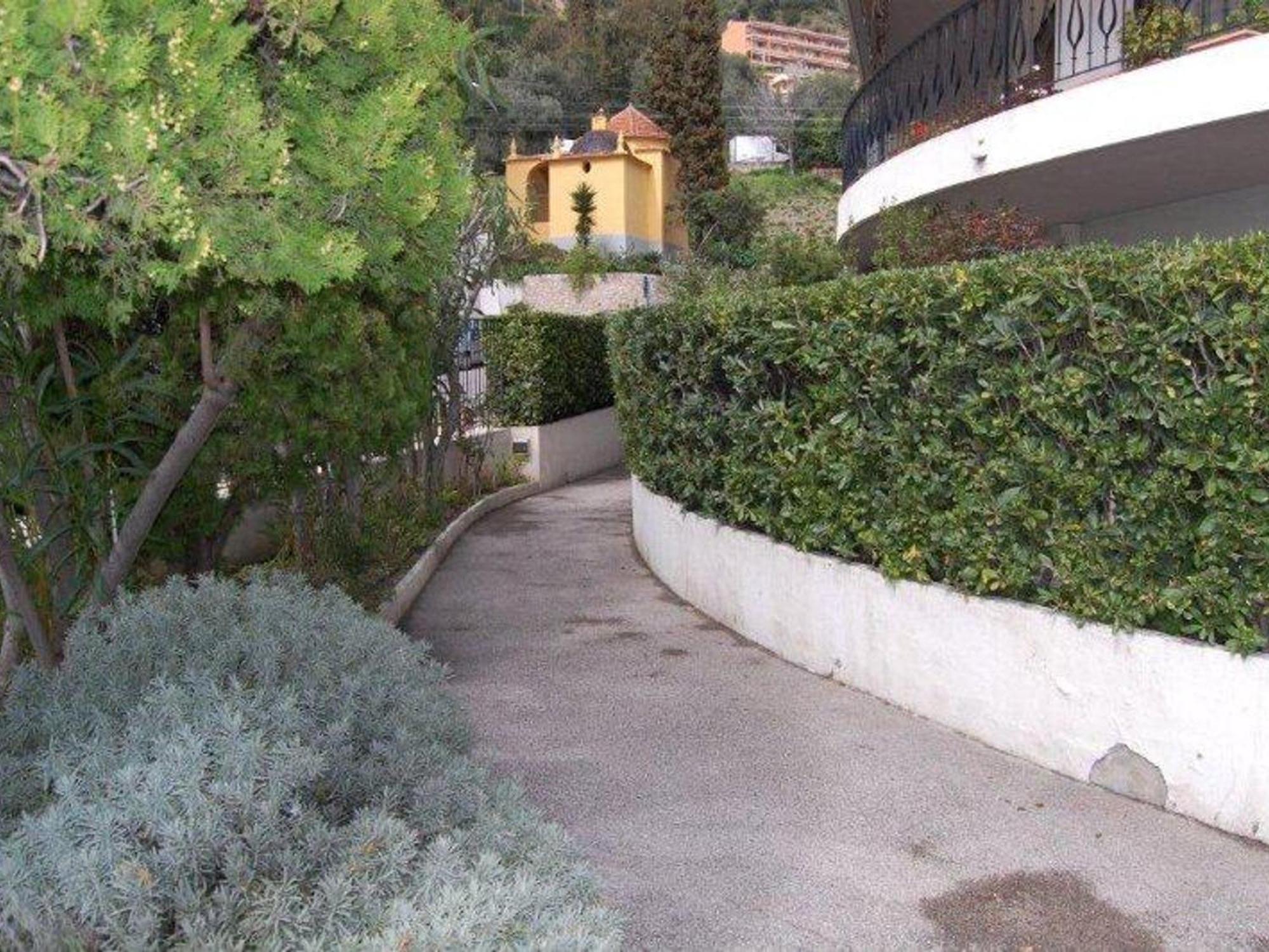 Studio Moderne Avec Terrasse Proche Plages Et Centre, Wifi Gratuit - Fr-1-196-216 Menton Eksteriør bilde